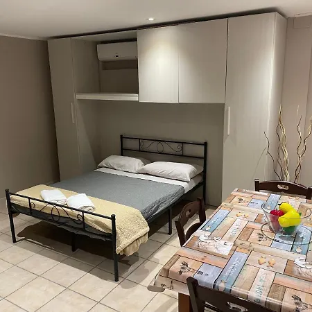 Del Corso Palese Airport Apartment *